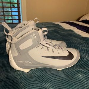 Nike cleats size 11 never worn condition-new